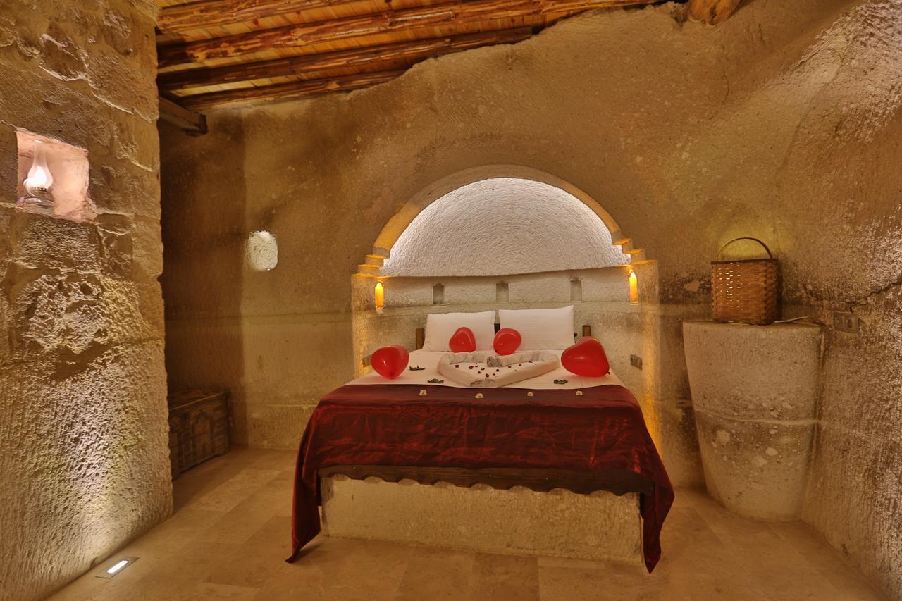 Abu Hayat Cave Suites Ortahisar Exterior photo
