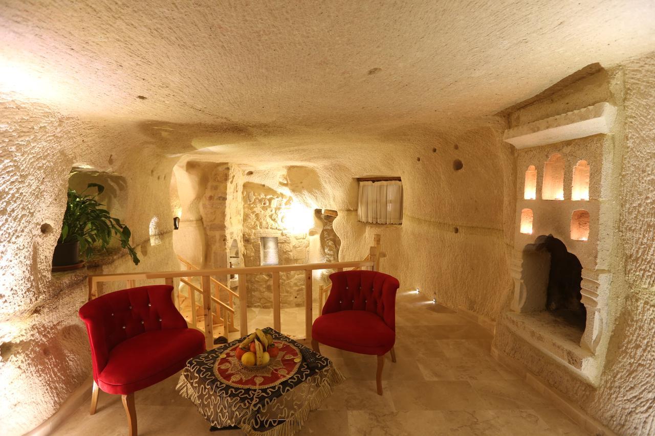 Abu Hayat Cave Suites Ortahisar Exterior photo