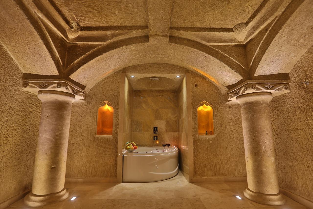 Abu Hayat Cave Suites Ortahisar Exterior photo