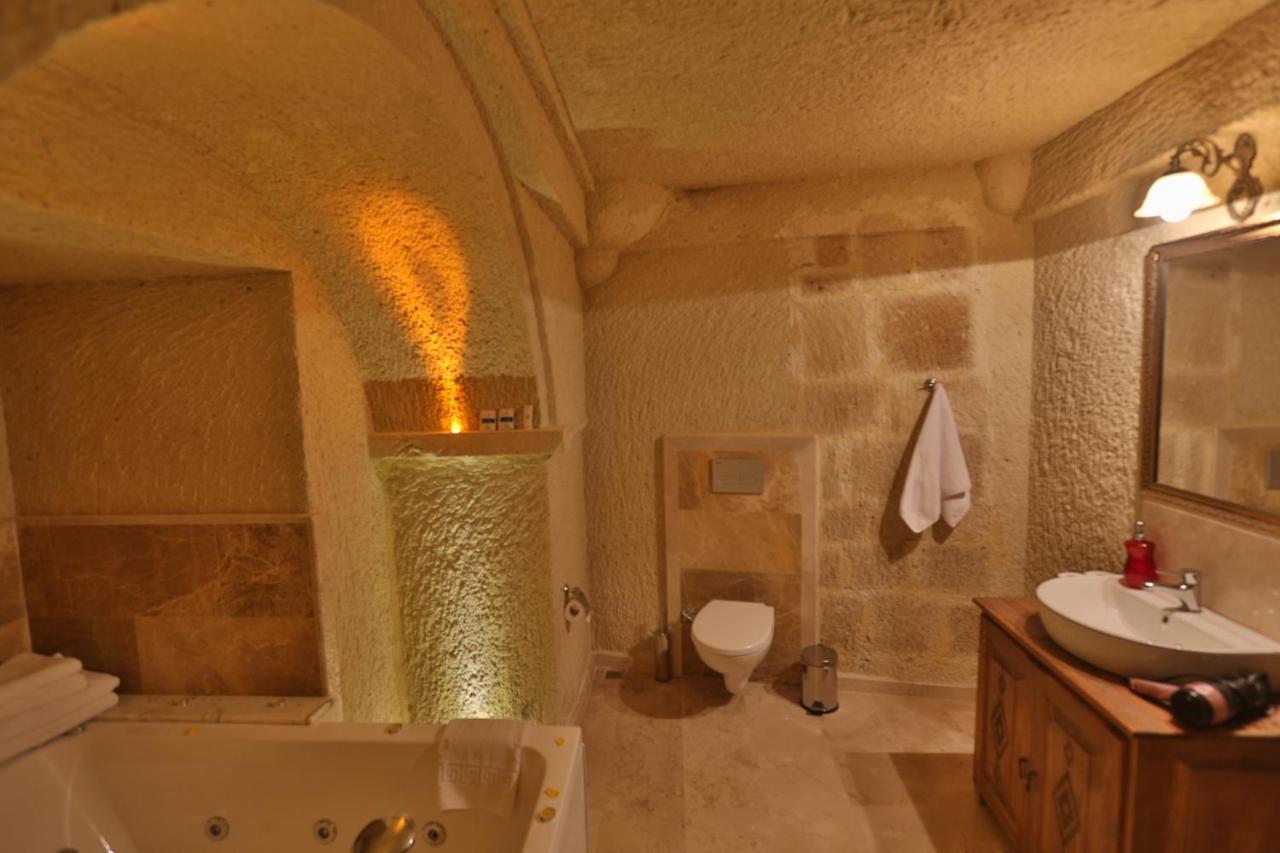 Abu Hayat Cave Suites Ortahisar Exterior photo