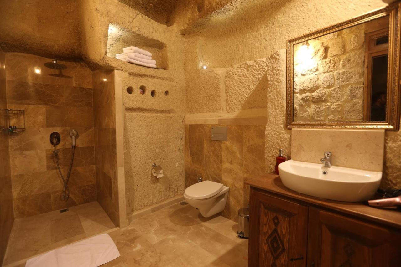 Abu Hayat Cave Suites Ortahisar Exterior photo